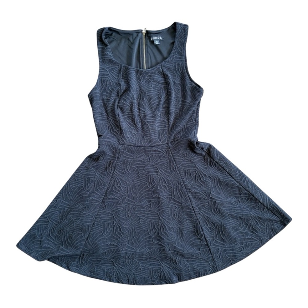 Elegant Black Sleeveless Dress